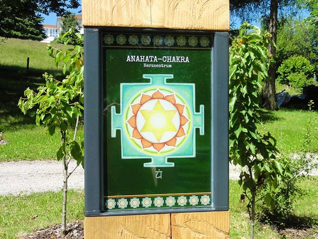 bad-groenenbach-yoga-anahata
