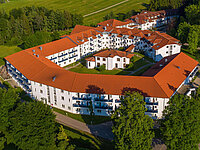 Gebäudeansicht-VITREA Rehaklinik